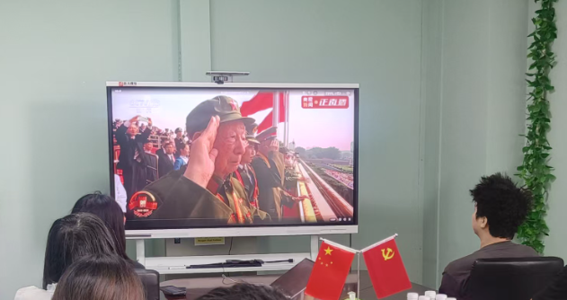 9f6620ad6a73e6b6bee753151733db73.png 3阅兵wechat_2025-09-03_134108_954.png
